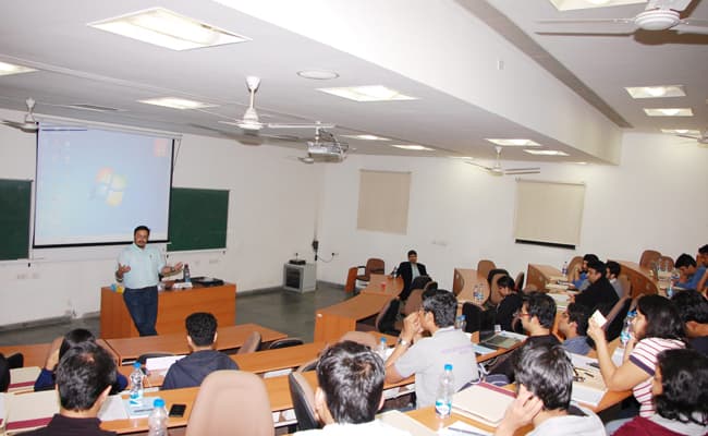 gallery-0002-class3-classroom-57