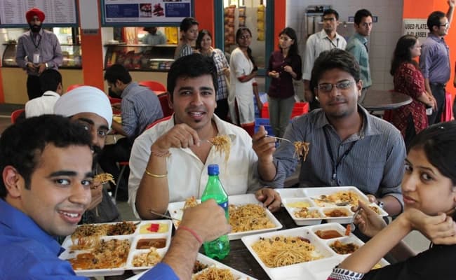 Bimtech Greater Noida Cafeteria 2.webp