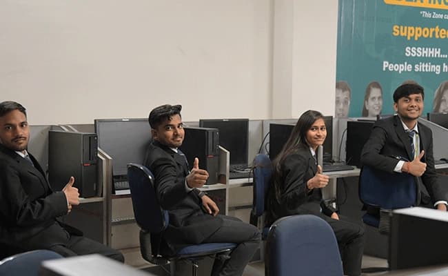 GNIOT, Greater Noida Labs 5.webp