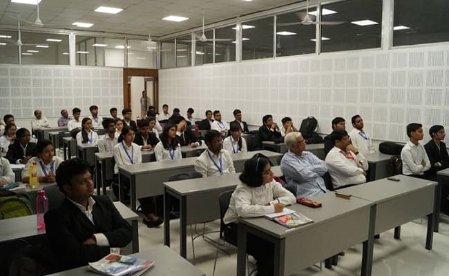 maharashtra-national-law-university-classroom-0002-layer-3-classroom