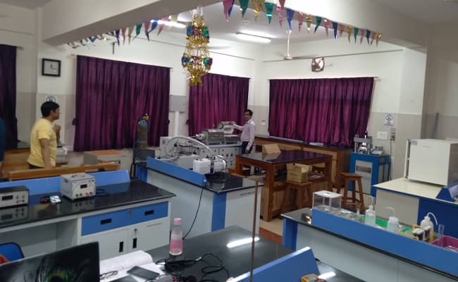 4-0012-lab-lab