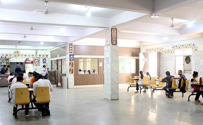 cafeteria-1-cafeteria-35