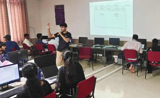 VRSEC, Vijayawada Classroom 1.webp