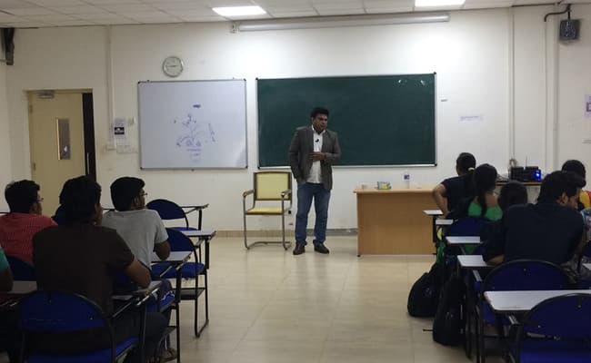 gallery-0001-class4-classroom-107