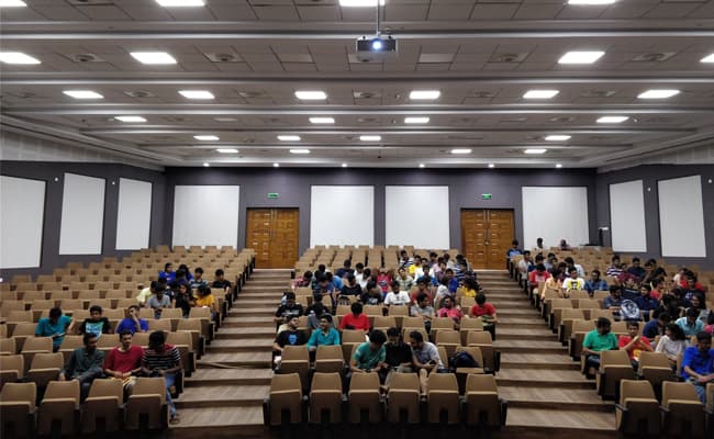1-0000-layer-5-classroom-108