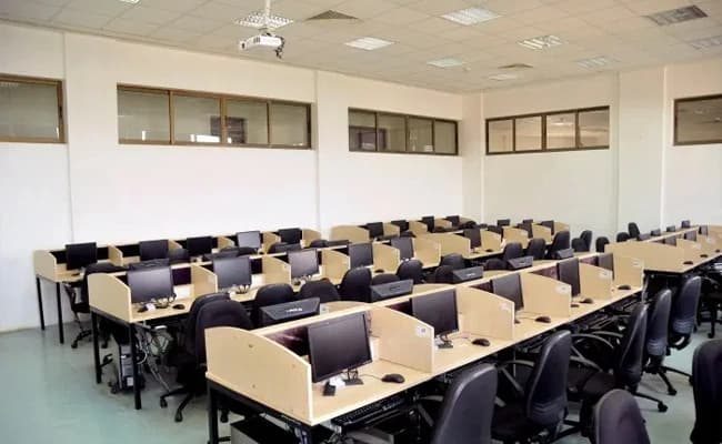SIBM, Bangalore Labs 3.webp