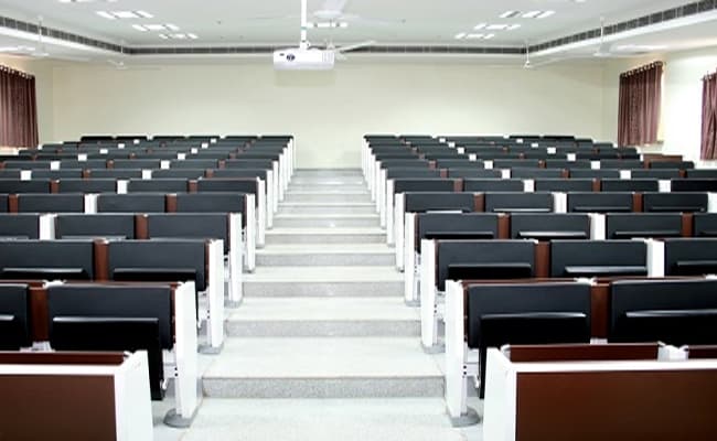 6-0003-classroom-classroom