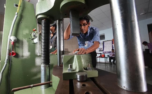 technology-education-and-research-integrated-institute-terii-15-lab