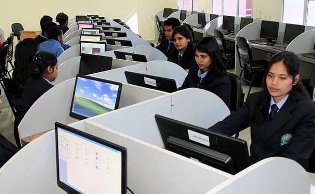 himgiri-zee-university-hzu-classroom-0003-layer-2-classroom