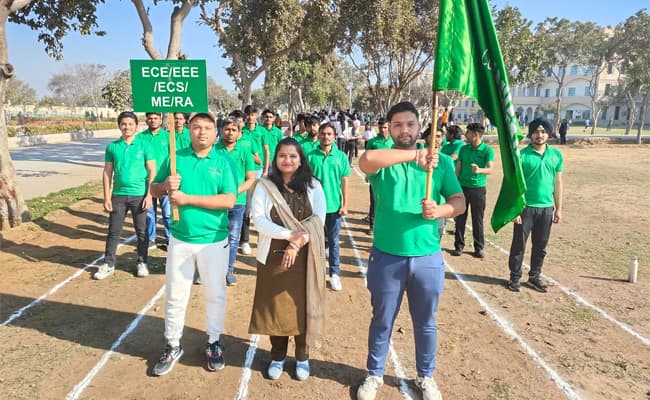 dronacharya-college-of-engineering-dce-0015-ground-ground