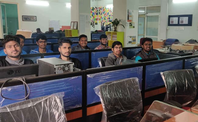 gallery-0004-class1-classroom-31