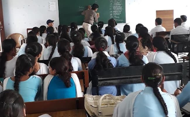 classroom-classroom-39