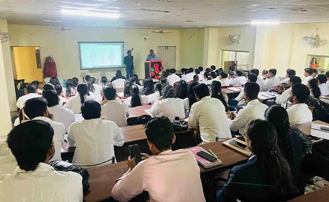 classroom-classroom-41