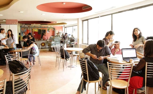 Cafeteria 1.webp