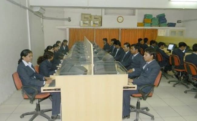 1-0003-layer-2-classroom-21