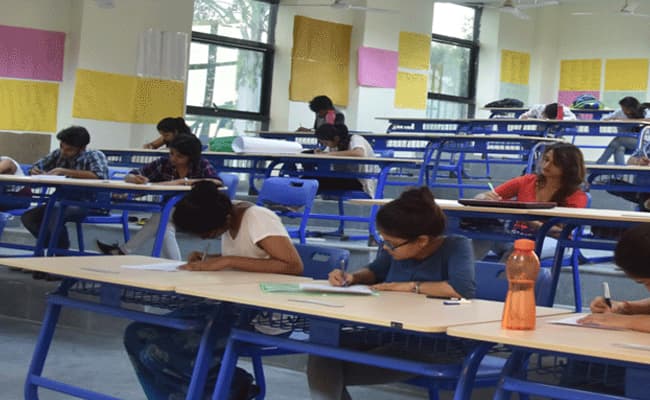 national-institute-of-fashion-technology-nift-raebareli-classroom-0003-layer-1-classroom