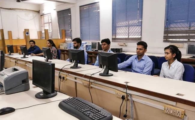 IPM, Lucknow Labs 2.webp