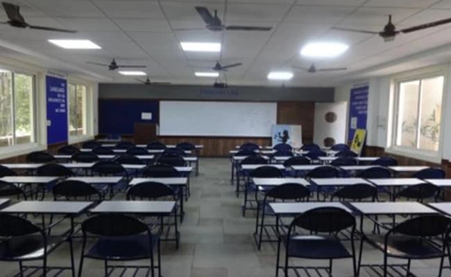 classroom1-classroom-6