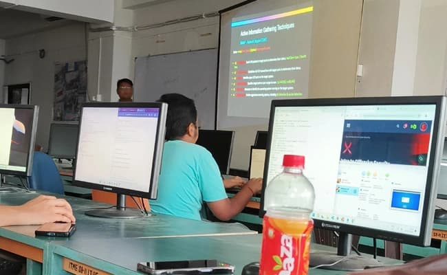 The Neotia University, Kolkata Labs 3.webp