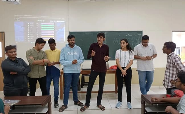 gallery-0002-class3-classroom-26