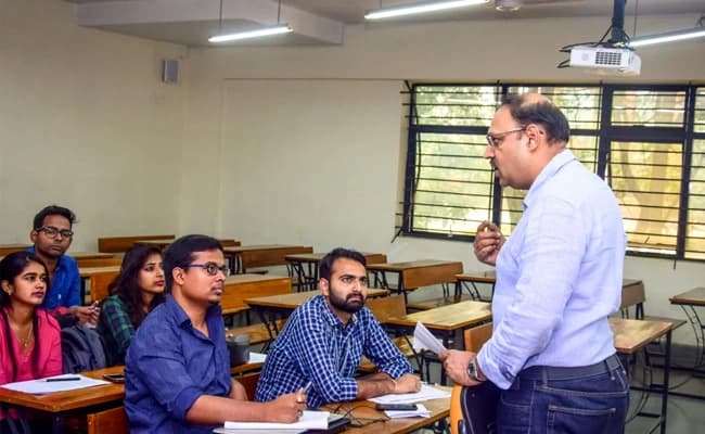 JAGSoM, Karjat Classroom 5.webp