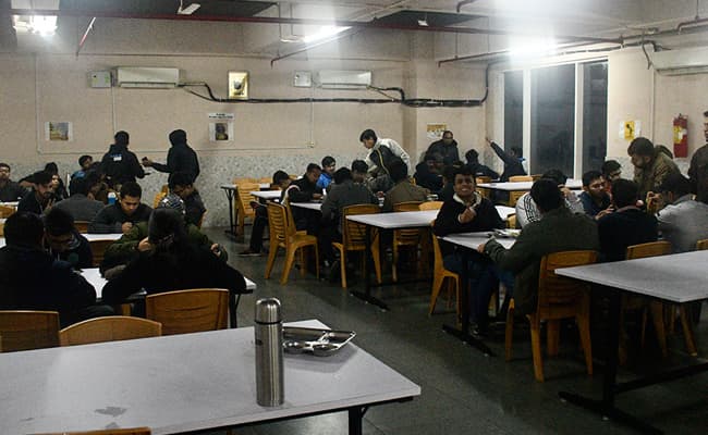 gallery-0007-cafeteria2-cafeteria-5