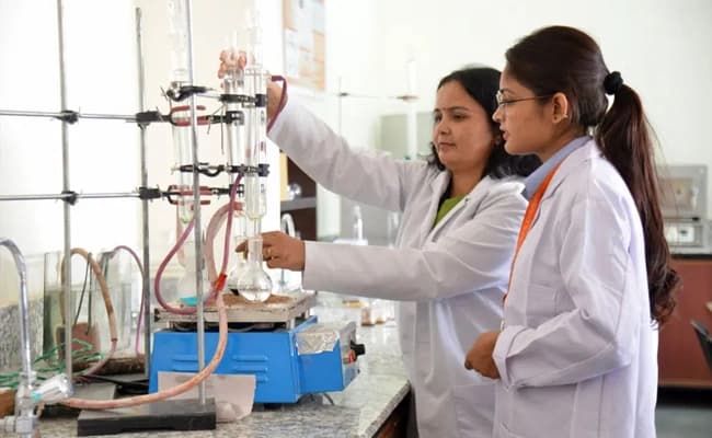 JNU, Jaipur Labs 5.webp
