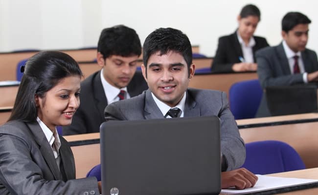 Amity University, Gurgaon Classroom 1.webp