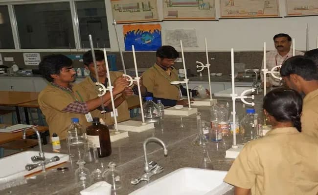 VNR VJIET, Hyderabad Labs 5.webp