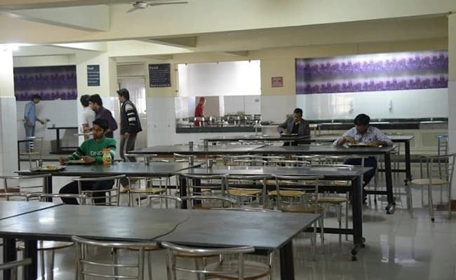 cafeteria-5-cafeteria-7