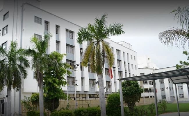 SKIPS, Ahmedabad infra 1.webp
