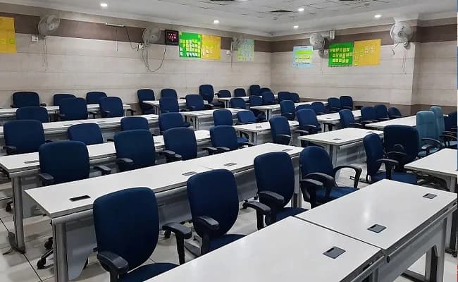 DMI, Patna Classroom 3.webp