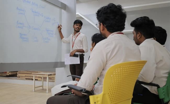 VVIT University, Guntur Classroom 4.webp