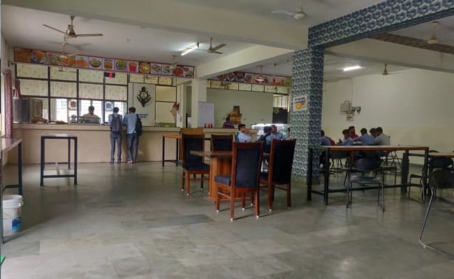 cafeteria-1-cafeteria-2