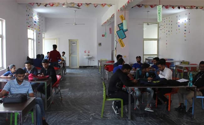 cafeteria-1-cafeteria-72