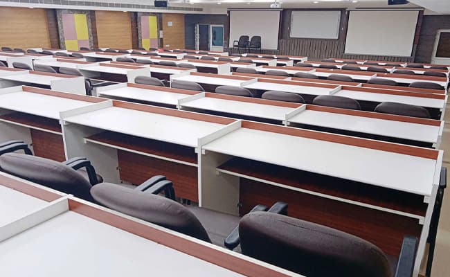 2-0006-classroom-classroom-4