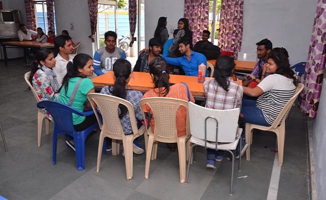 cafeteria-2-cafeteria-51