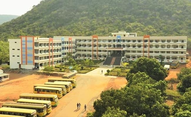 vikas-college-of-engineering-and-technology-vctn-infrastructure-0002-layer-2-infrastructure