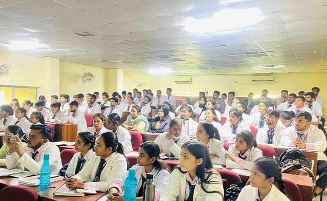 classroom2-classroom-30