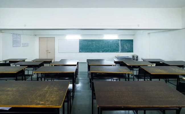 MMCOE, Karve Nagar Pune Classrom 2.webp