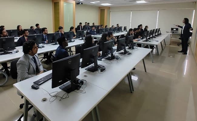 SIBM, Bangalore Labs 4.webp