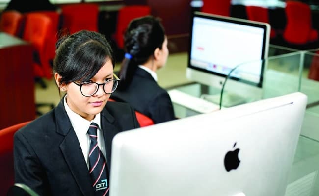 DIT University, Dehradun Labs 5.webp