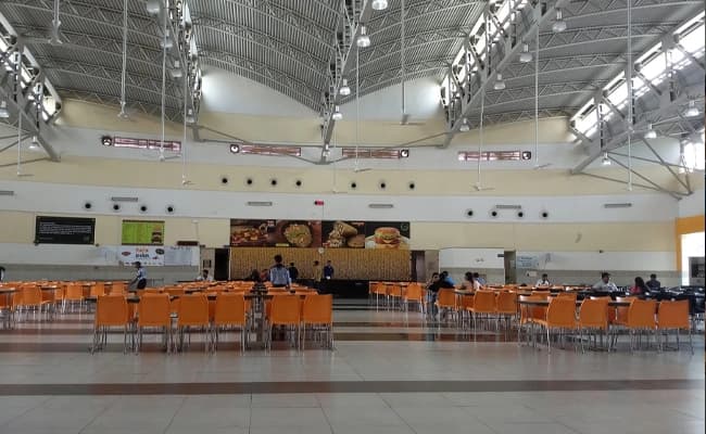 SNU Greater Noida Cafeteria 2.webp