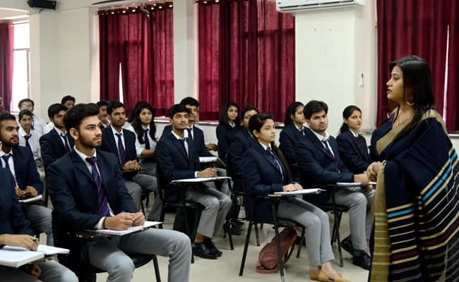 classroom4-classroom-7