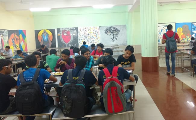 1-cafeteria-10