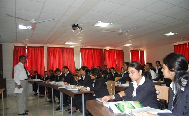 ISBM, Nande Classroom 1.webp