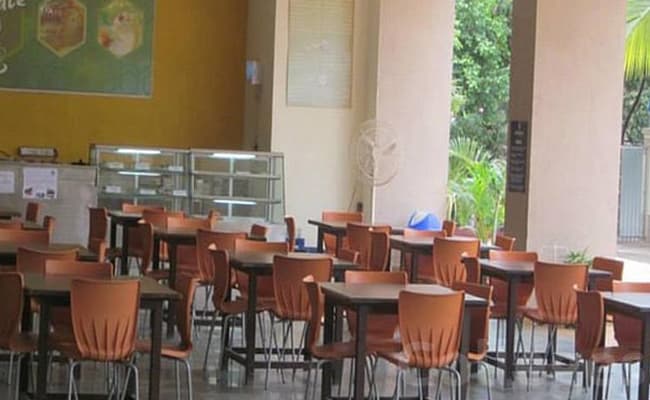 global-institute-of-technology-git-cafeteria-0001-layer-3-cafeteria