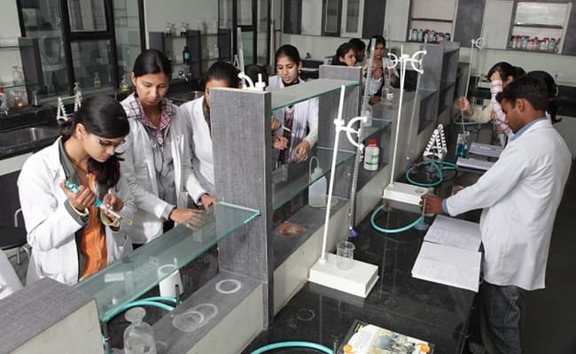 manav-rachna-university labs 2.webp