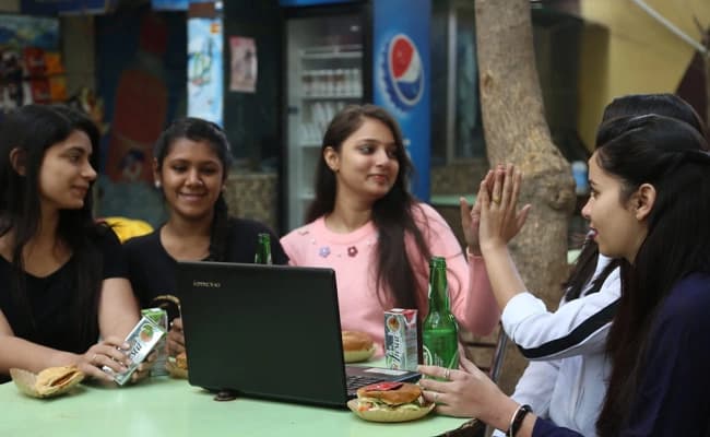 stwilfreds, Thane Maharashtra Cafeteria 1.webp