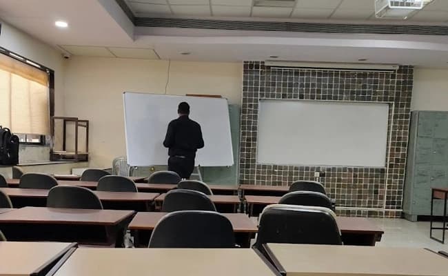 SIESCOM Navi Mumbai Classroom-3.webp